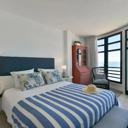 Spectacular 3-bedroom Ocean View In Canteras Daire *