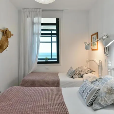 Spectacular 3-bedroom Ocean View In Canteras Apartamento *