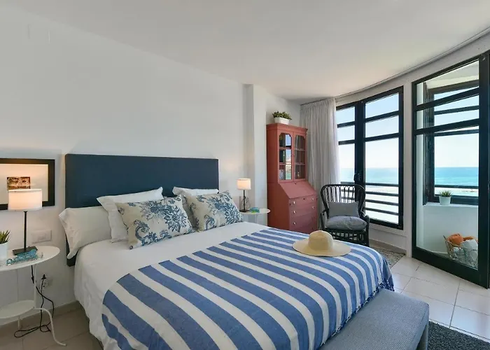 Spectacular 3-bedroom Ocean View In Canteras Appartement *