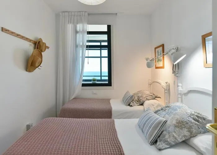 Spectacular 3-bedroom Ocean View In Canteras Appartement *